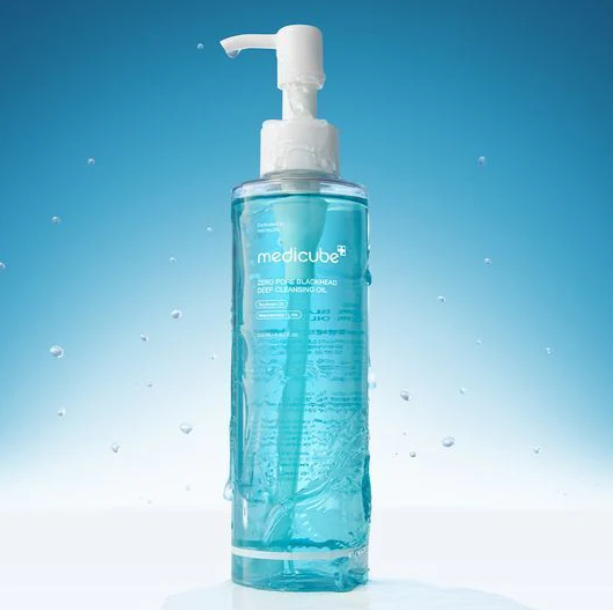 Medicube - Zero Pore Blackhead Deep Cleansing Oil at Skin Junction Australia