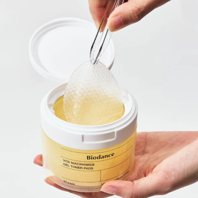 Free gift - Biodance Vita Niacinamide Gel Toner Pads 60pads